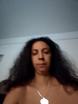 naughty69curls's cam snapshot