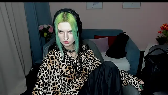 ToxicKittyy's cam snapshot