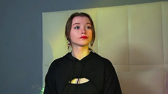 KeiraAsti's cam snapshot