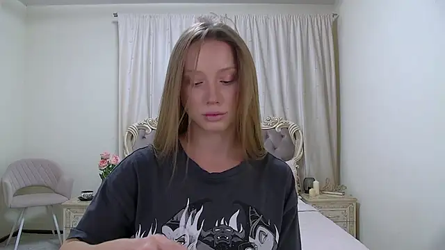 OliviaBrian's cam snapshot