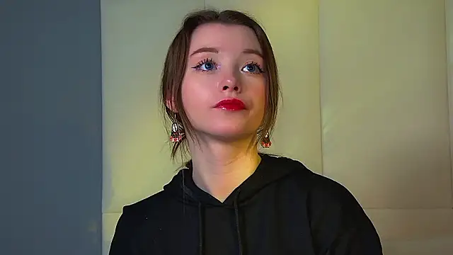 KeiraAsti's cam snapshot