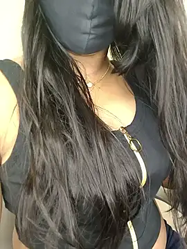 Telugu_sweet_couple_345's cam snapshot