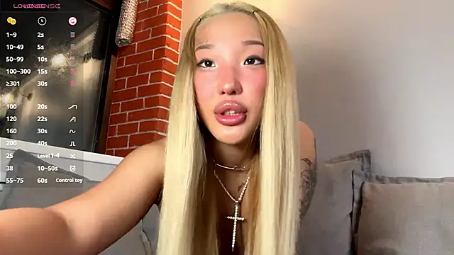 EIeniVanwart's cam snapshot