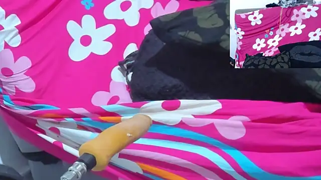 afroditacute15 live sex cam