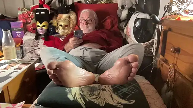 EroticVenetian live sex cam