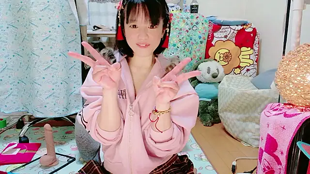 renapiyon8182 live sex cam