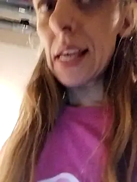 eatmeplease44 live sex cam