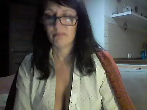 Elena48324's cam snapshot