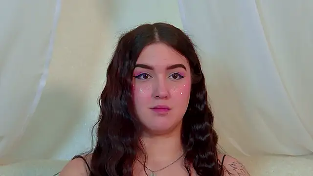 ChristinaMilton's cam snapshot