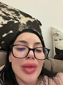 MyaSplash's cam snapshot