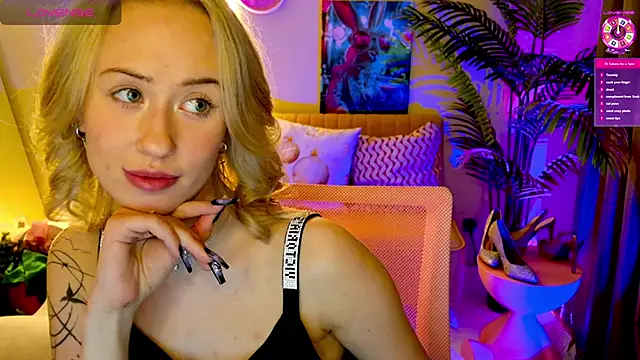 SashaBrooks live sex cam