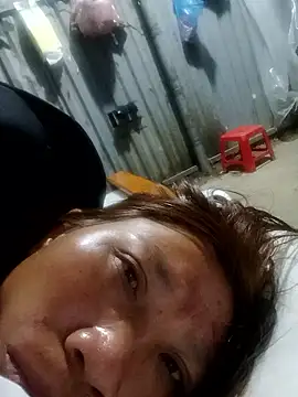 bella-la's cam snapshot