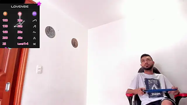 Aron_Baylor live sex cam