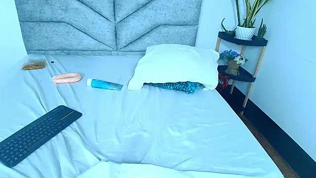 KimberlyFox_t's cam snapshot