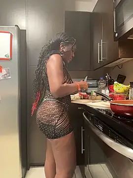 TilaTotti live sex cam