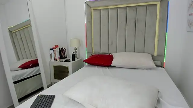 julian_xx live sex cam