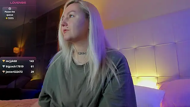 Debbie_Taylor's cam snapshot