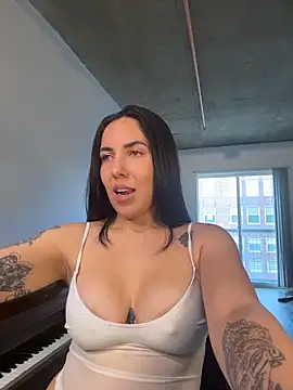 Lolathebaddie's cam snapshot