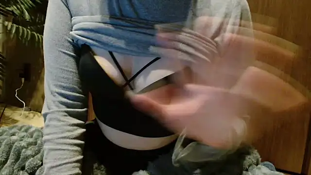 _Ema_ch live sex cam