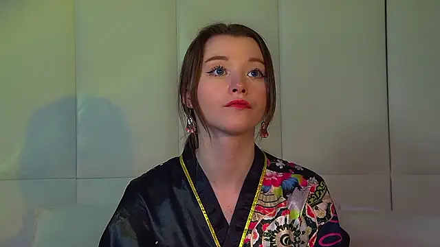 KeiraAsti's cam snapshot