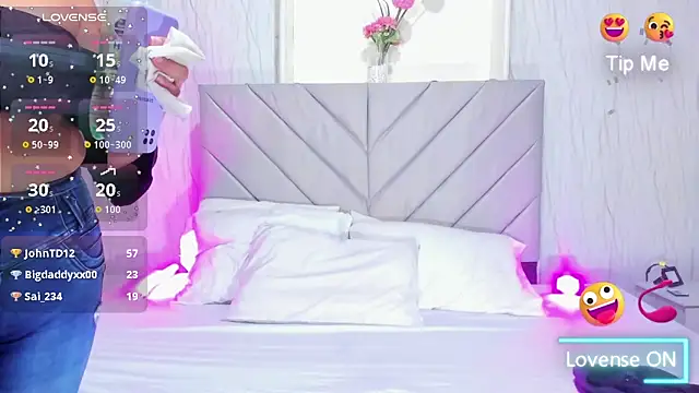 Victoria_Guzman live sex cam