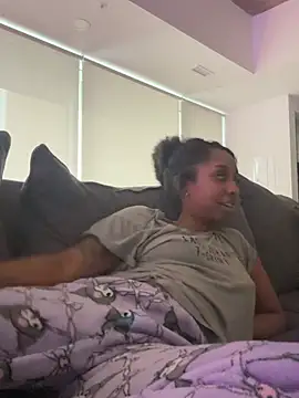 Your_Paris live sex cam