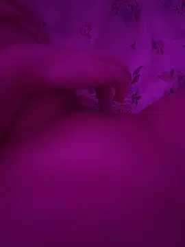 Business_pussy69's cam snapshot