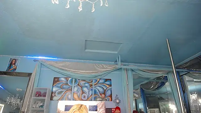 ADRIANNA_FOX live sex cam