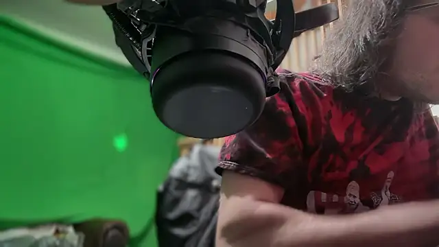 MasterDaddyCool's cam snapshot