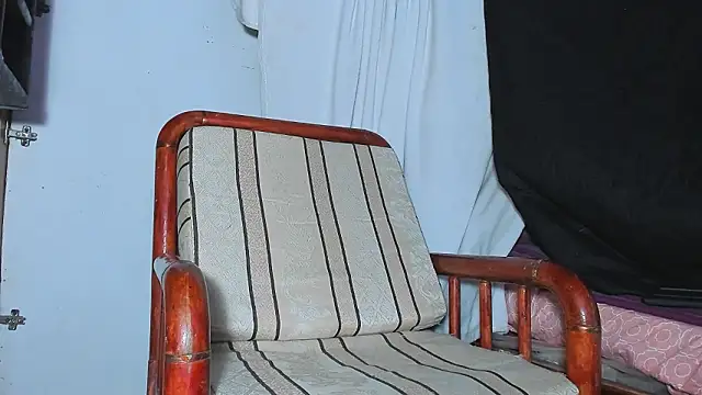 damn_fox's cam snapshot