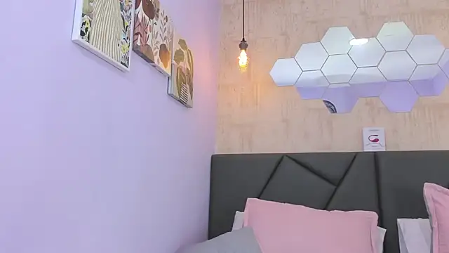 Naomy-lopez's cam snapshot