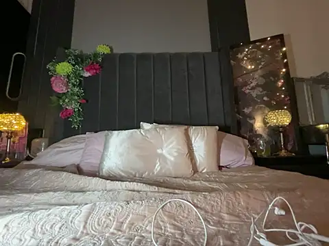 BlondieBarbieBabe's cam snapshot