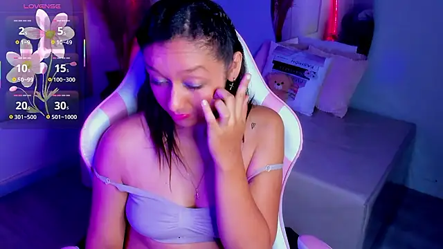 katy_sweet19's cam snapshot