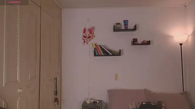 mmycaliope's cam snapshot