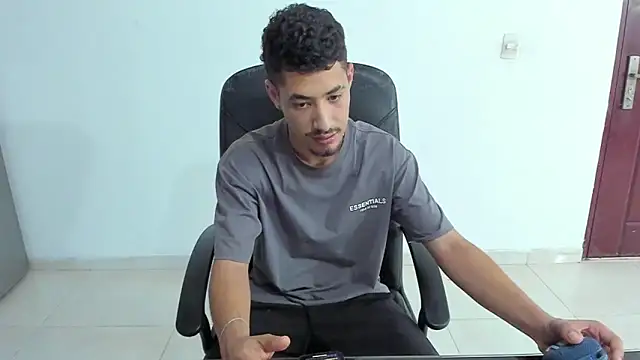 Chandler_ken live sex cam