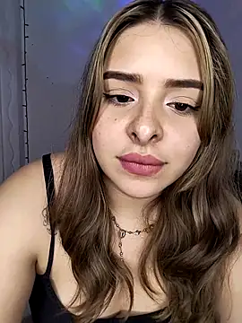 Nahomy_cm live sex cam