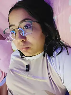 anni_ross's cam snapshot