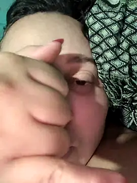 delicinharss's cam snapshot