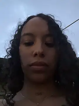 MarieLeon's cam snapshot