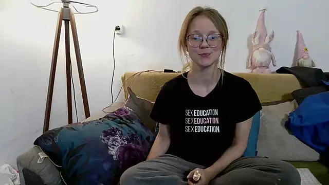 little-leni's cam snapshot