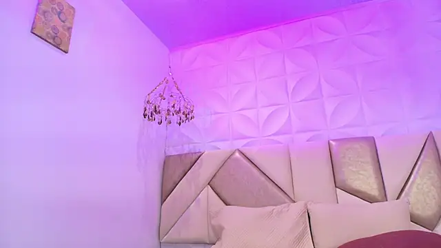 alanna_blaze's cam snapshot