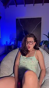 EmaSaenz's cam snapshot