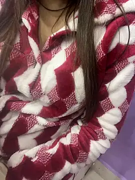 Curvy_Ambika's cam snapshot