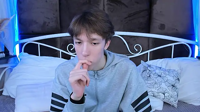 MarkBranston live sex cam