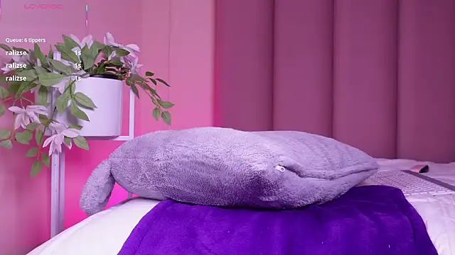 Dolcexx_'s cam snapshot