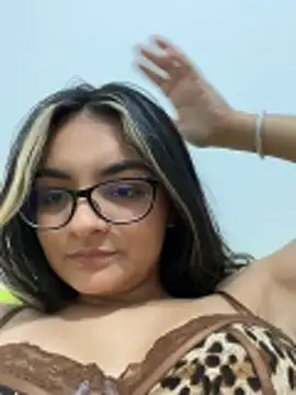 Cat2525 live sex cam