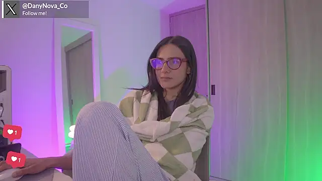 DanyNova_Co's cam snapshot