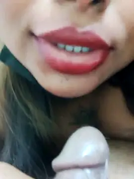 Trending_Couple's cam snapshot