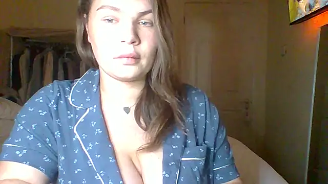 GEMMARMALADE's cam snapshot