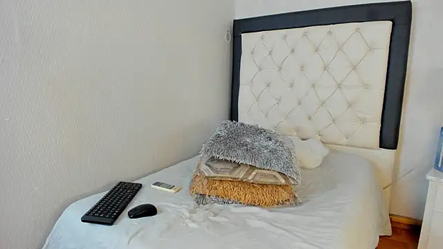 IsisBrown_ live sex cam